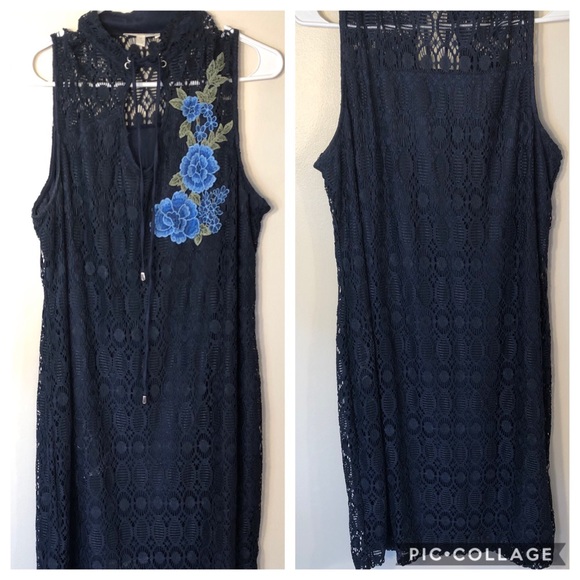 loralette Dresses & Skirts - Loralette Navy Blue Floral Choker Dress